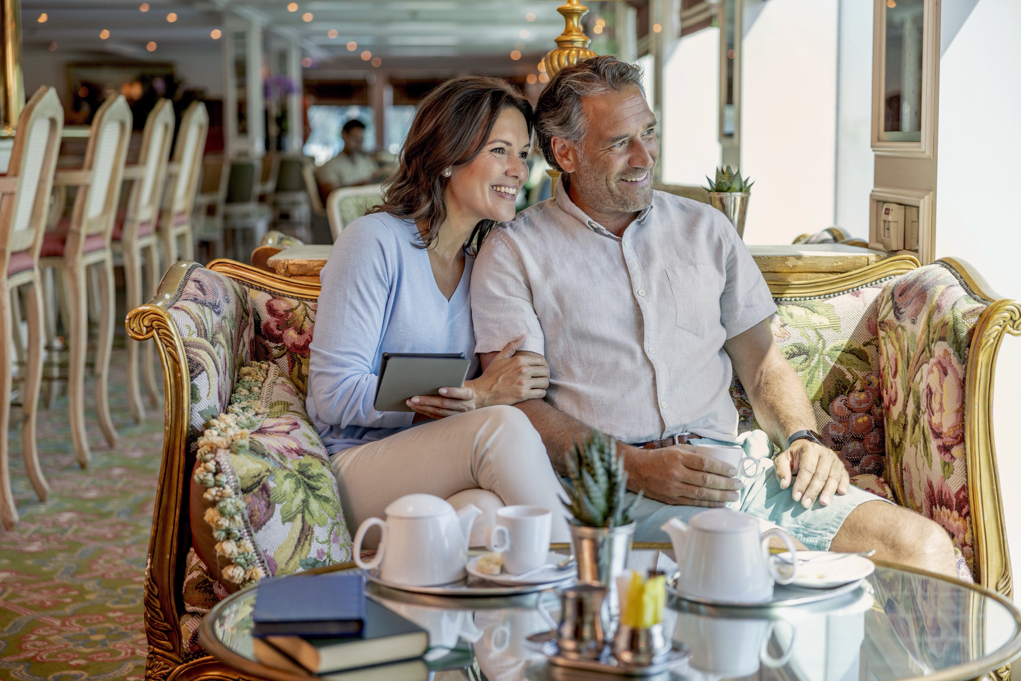 S.S. Catherine - Van Gogh Lounge